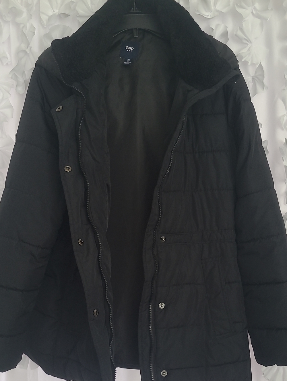 GAP Men's Black Quilted Puffer Jacket with Sherpa Collar With Hood